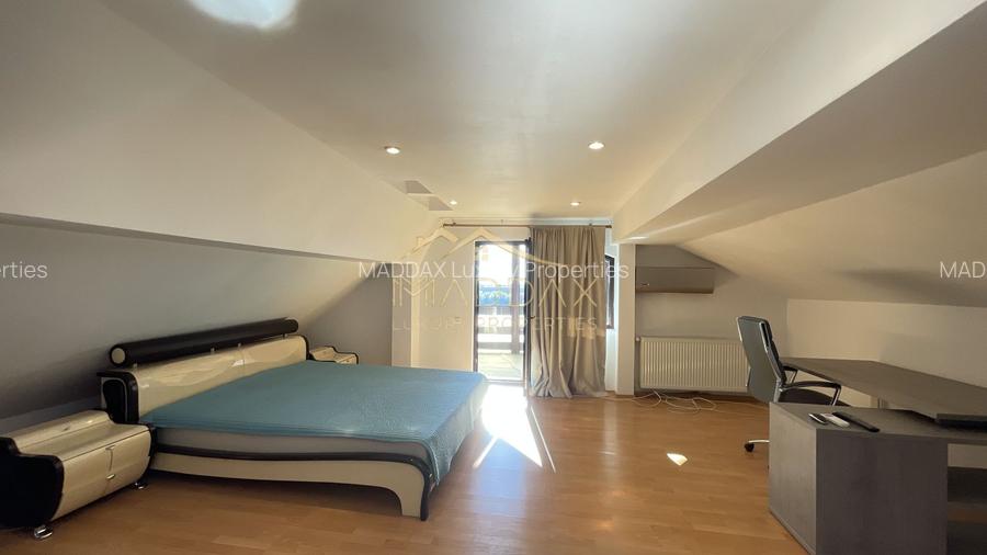 Vila 7 camere**Lake view**Ponton privat**Piscina**Teren 933 MP//Balotesti - 32