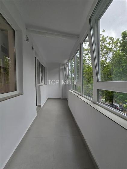 Etaj 2 - Tatarasi Str. Stejar, 2 camere model cu geam la baie, liber - 12