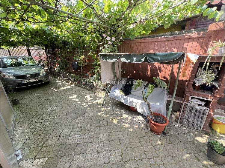 Casa pentru 2 familii zona Ghiroda CENTRALA teren 570mp - 12