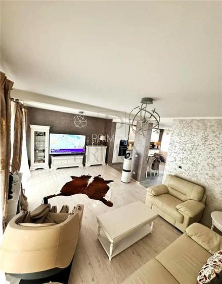 DUMBRAVITA - CASA INSIRUITA - CENTRAL - 4 CAMERE - 2 BAI - INCALZIRE PARDOSEALA - 15