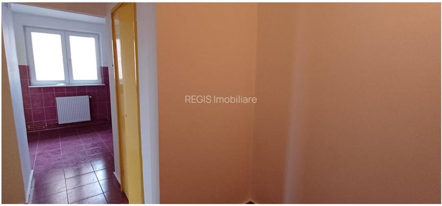 Apartament 2 camere ,etaj intermediar,Calea Bucuresti - 7