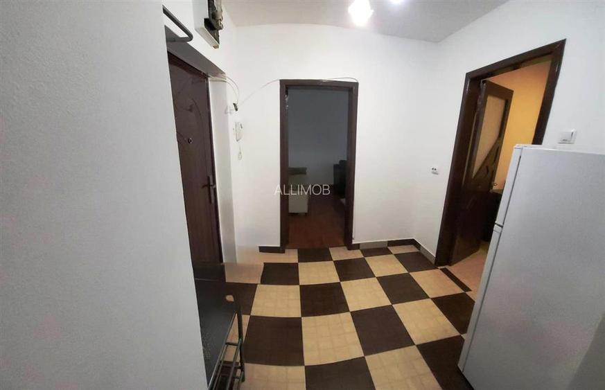 Apartament 3 camere in Ploiesti, zona Republicii, 8 Martie - 12