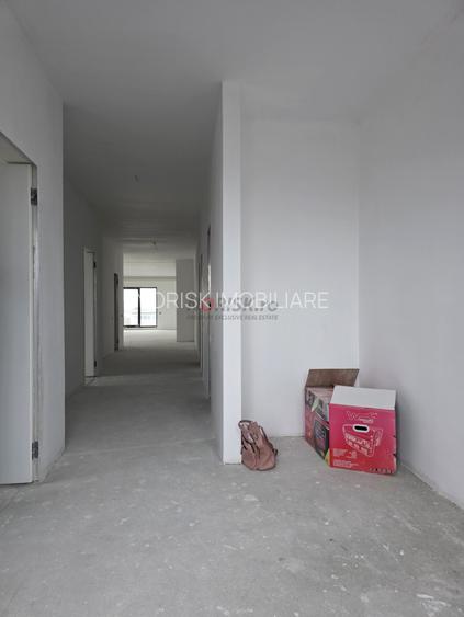 Top Floor Living – Penthouse cu 5kW Panouri Fotovoltaice Incluse - 23