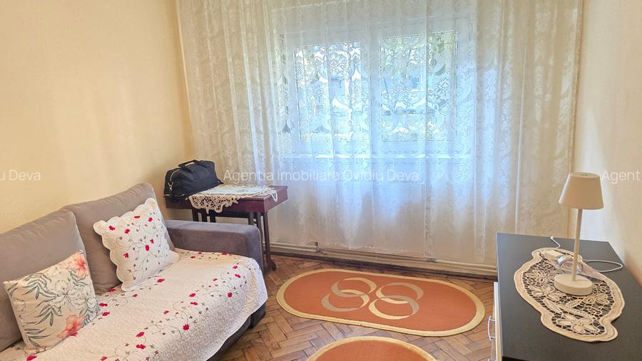 Vand apartament 3 camere decomandat in Deva, zona Enescu, parter inalt, mobilat - 8