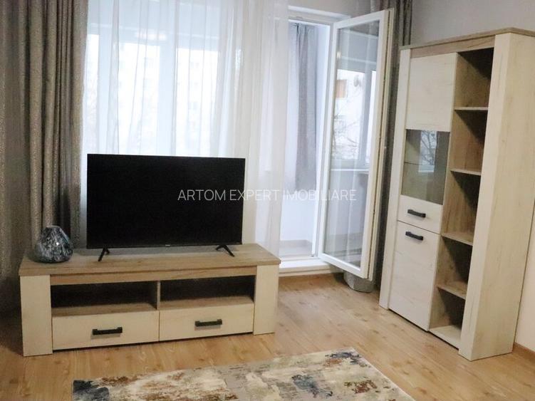 Theodor Pallady/piata Trapezului,1 minut metrou - 3