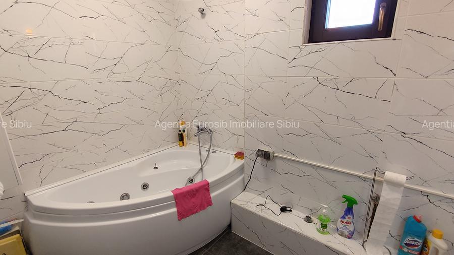 Casa individuala singur in curte in Sibiu P-ta Cluj - 14
