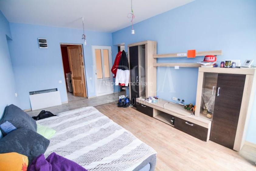 Casa 12 camere de vanzare in Floresti - 13