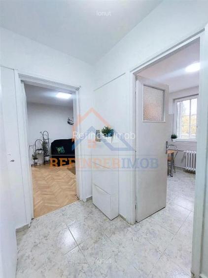 Apartament de vanzare cu 2 camere, zona Diham - Bulevardul Basarabia - 4