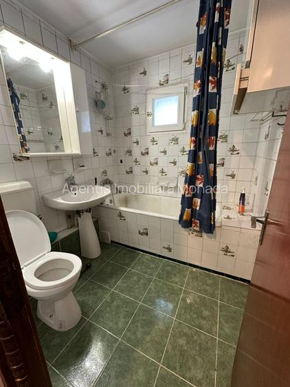 Apartament 3 camere de vanzare Gorjului (6-7 minute de metrou / An 1979 ) - 18