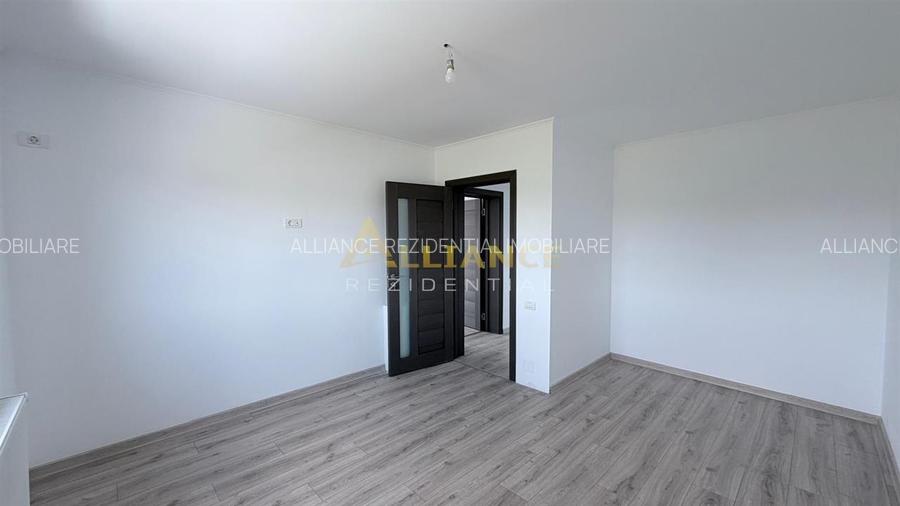 Casa Individuala - 4 camere - 2 bai - 350mp teren - 6