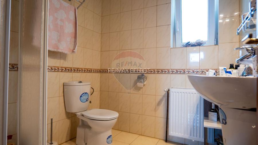 Saftica - vanzare vilă 5 camere complet mobilata, curte+gradina, DN1 - 29