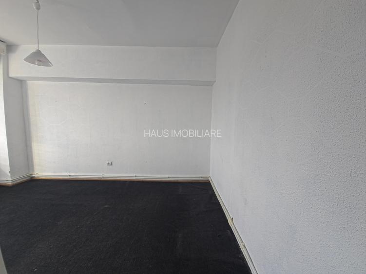 Ultracentral Tomis Mall 3 camere decomandat etaj 3/7 - 16