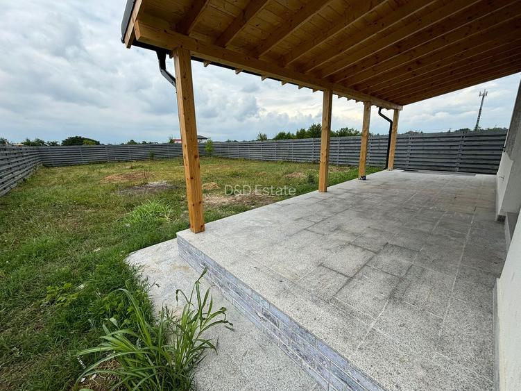 Vilă modernă cu teren generos – lângă Paradisul Verde - 7