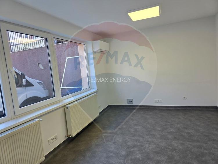 Spatiu servicii, 120mp, parcari, la strada, comision 0 - 2