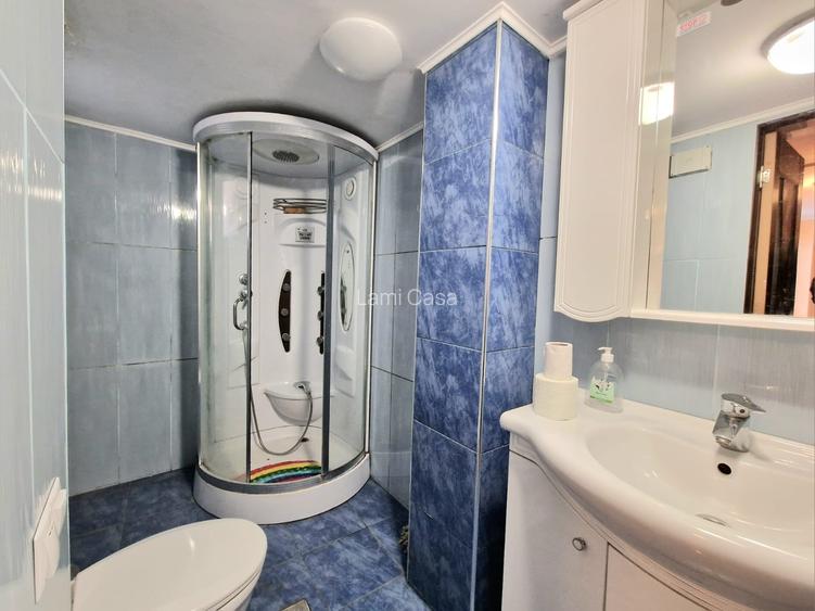 Capitol Casa de inchiriat P+E curte aproape de bd Tomis  de preferat firme - 9