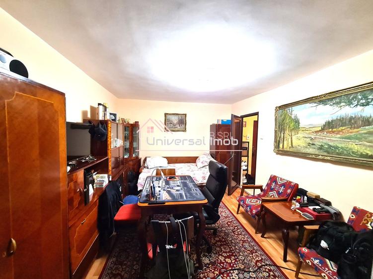 Apartament cu 2 camere decomandate, str. Parang - 3