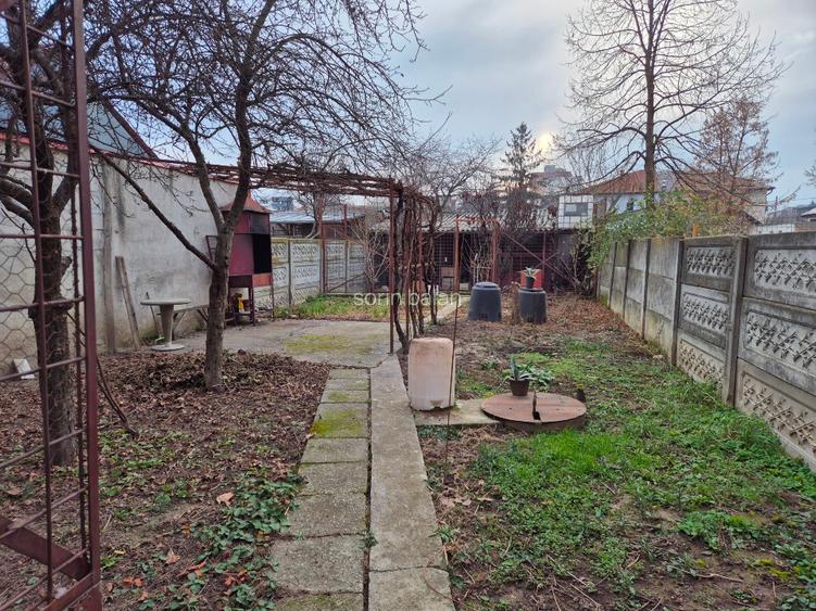 CASĂ 2 etaje + teren 428mp, central în Pitești-Exercițiu - 300,000€ - 5