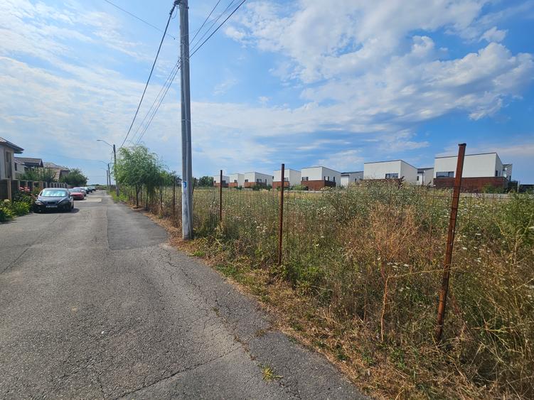 Teren intravilan 3.350 mp | Toate utilitățile | Ideal dezvoltare
