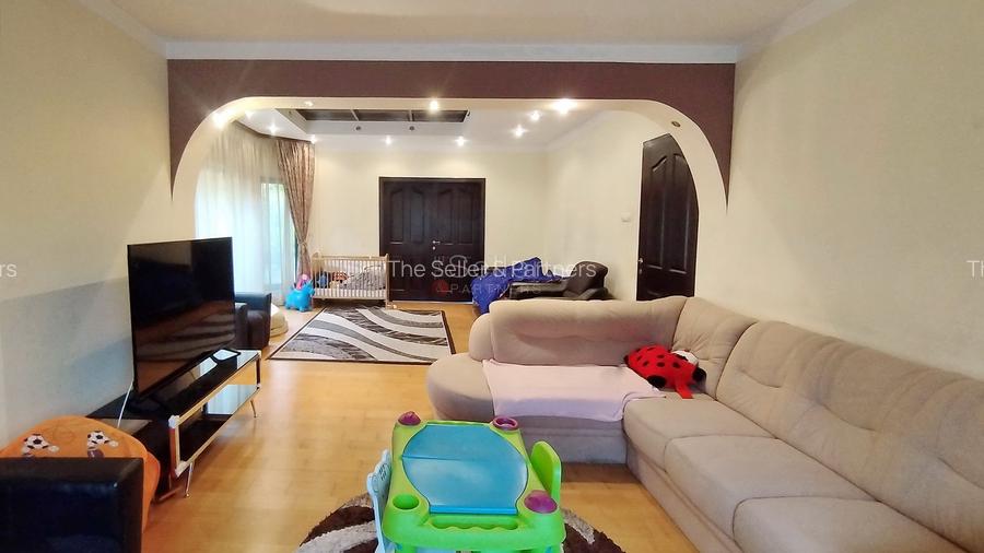 Suprafata Generoasa - 13