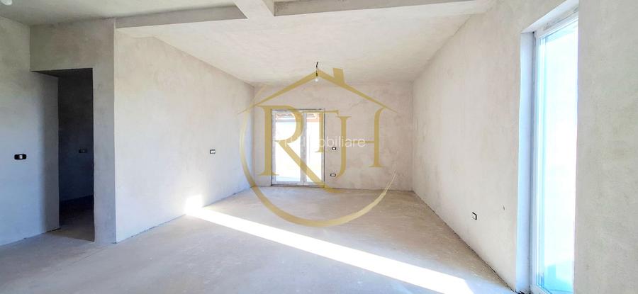 Oferim spre vanzare Case-Duplex cu 4 camere, situate in Giroc, zona buna - 5