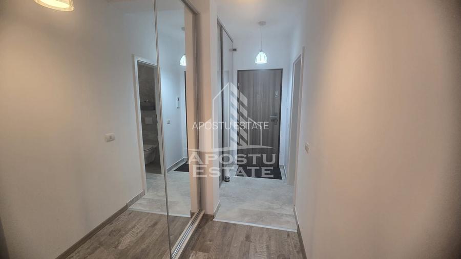 Apartament cu o camera inedit, centrala, loc parcare, Eso Giroc - 5