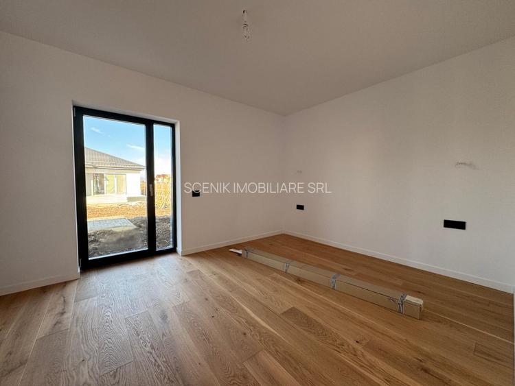 Casa noua, regim parter, mini cartier rezidential in Stupini - 20