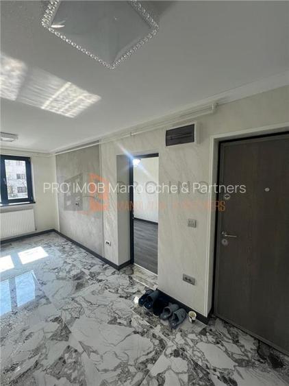 Apartament 3 camere cf 2 semidecomandat zona Grang - 10