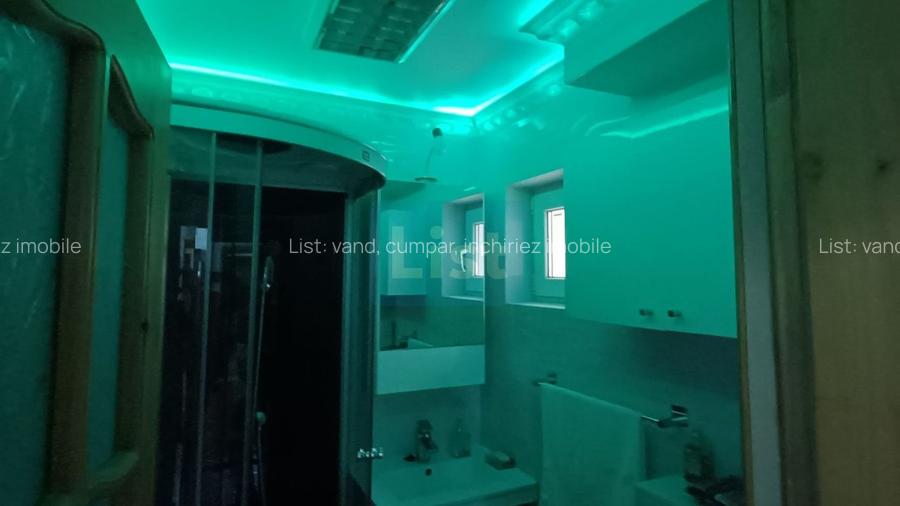 Comision 0% De vanzare apartament ultracentral cu 4 camere  - 6