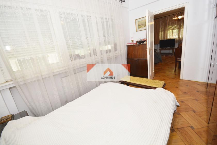 Pet Frendly-3 camere-centrală proprie AC |bloc interbelic | Piața Romană - Dacia