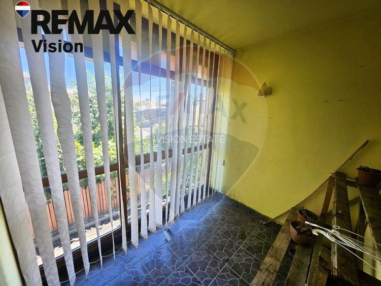 Oportunitate Unică în Centrul Craiovei Casă cu 5 Camere și Garaj - 9