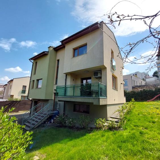 Casa individuala, 200 mp, teren 500 mp, Gruia-Taietura Turcului!