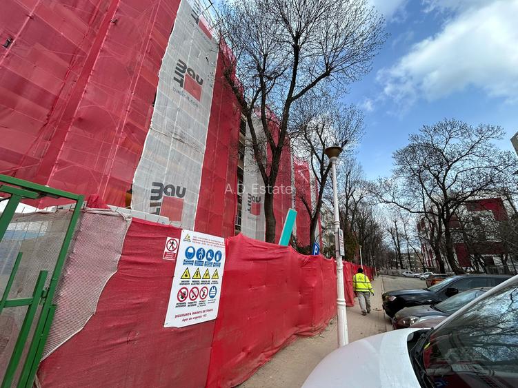 Titan 2 Camere Bloc Caramida Consolidat 49 Mp 10 Min Metrou - 15