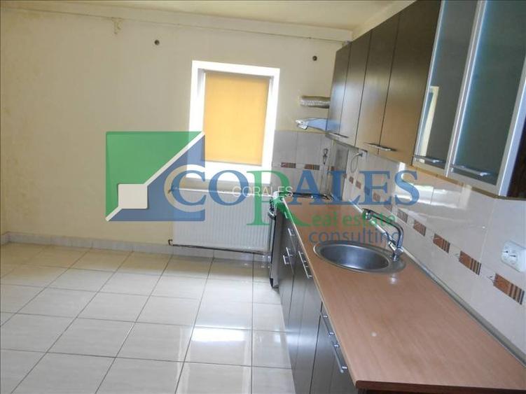 Mobilat. Utilat. Imobil Izolat termic exterior - Cu Mansarda Deasupra. - 4