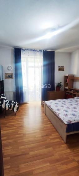 Apartament cu 3 camere in Craiter - 13