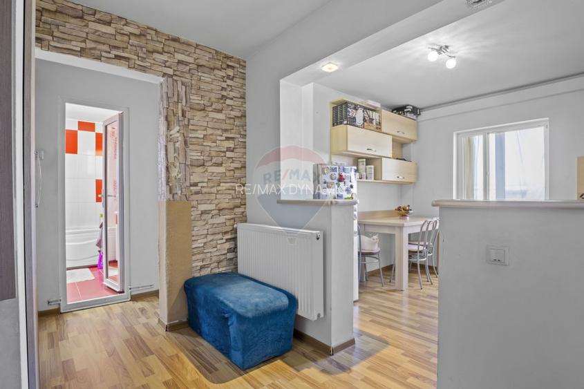 Apartament cu 2 camere decomandat de vanzare in zona 300 Arad - 10