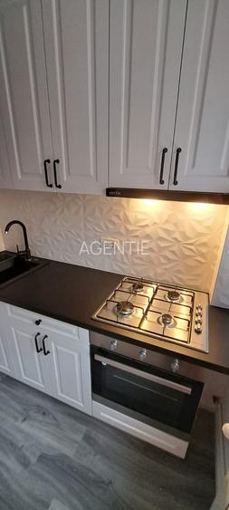 Dristor metrou in fata blocului - 8