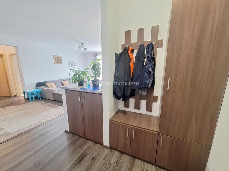 0% comision, 2 camere, strada Florilor, cu parcare, etaj 3/4, Floresti - 19