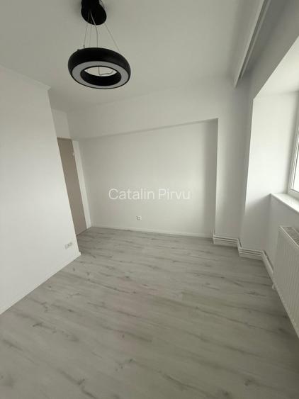 Inchiriez apartament complet renovat - 4