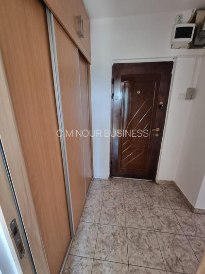 Gorjului-Militari, decomandat - 10