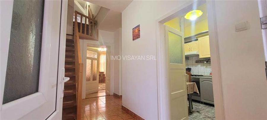 apartament ultracentral,garaj, pivnita, Sibiu,comision 0 - 4