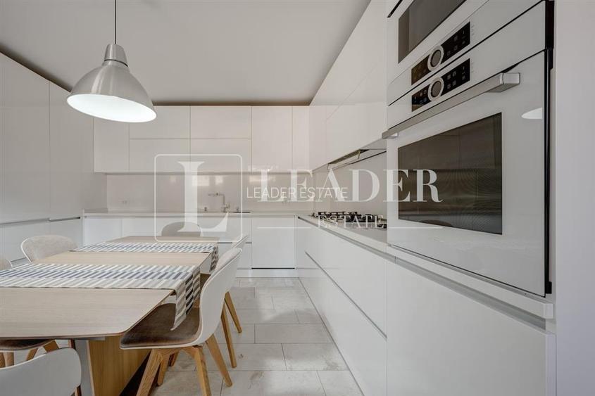 Vila de vanzare 5 Camere | Tei | Consolidata | S+P+1+M - 6