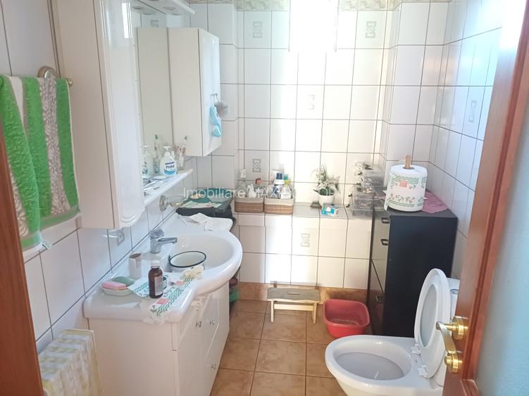 Vanzare  casa D+P+1+M - 4