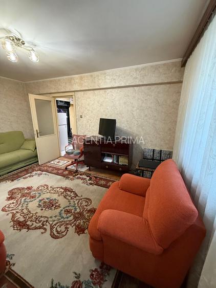 Apartament cu 3 camere semidecomandate, Centru - 10