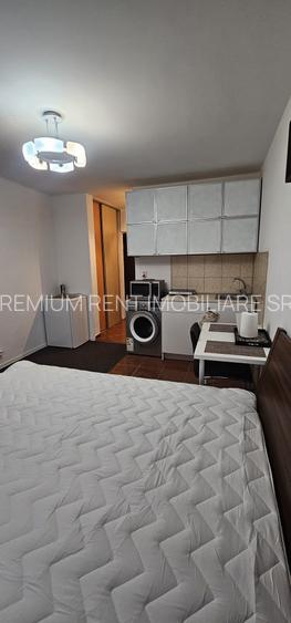 Dristor , garsoniera, 7 minute metrou, 300 euro, mobilata, utilata - 7