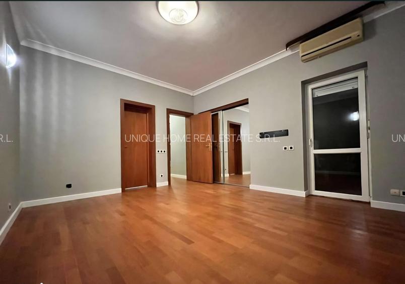 Iancu Nicolae : Vila Individuala cu 7 camere, zona linistita, aproape de British - 7