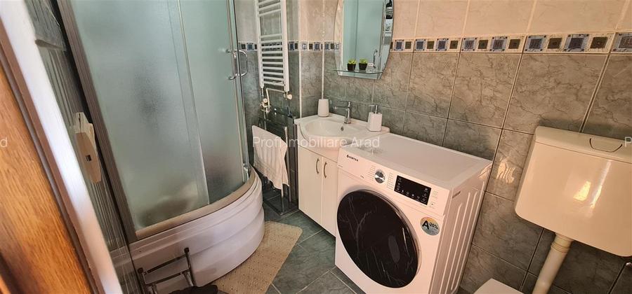 Ap. 2 camere, et.3, la bloc, 82mp, central -Piata Catedralei - 4