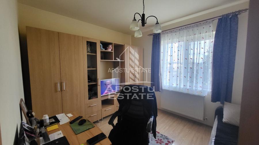 Casa individuala cu 7 camere si garaj,Dumbravita - 5