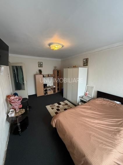 3 camere -Toma Coma- 63 mp - liber- 115000 euro - 3