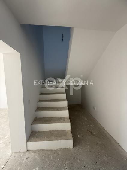 Duplex modern de vânzare în Miroslava – spațiu generos / 137,40 / 392 Teren - 11