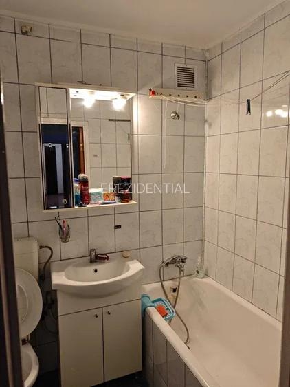 Apartament 3 camere Piata Straduintei - 8